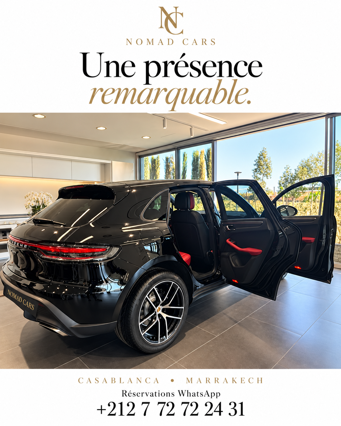 Porsche Cayenne noire dans un showroom